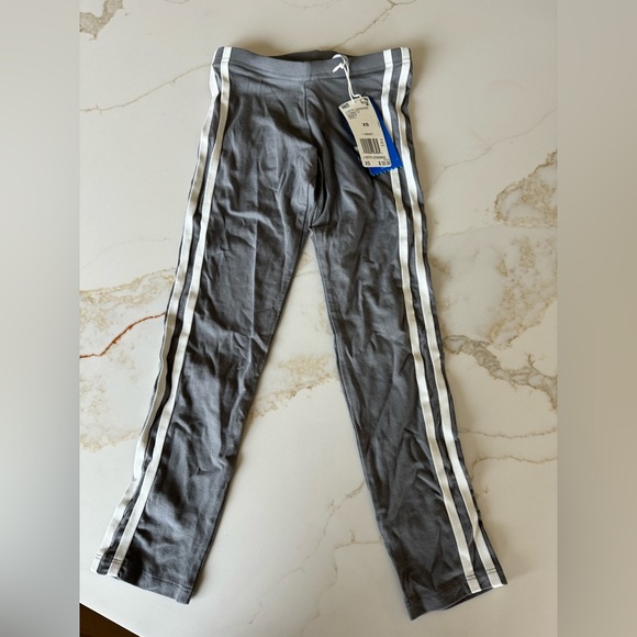 Girls XS adidas leggings new unworn - Picture 4 of 5